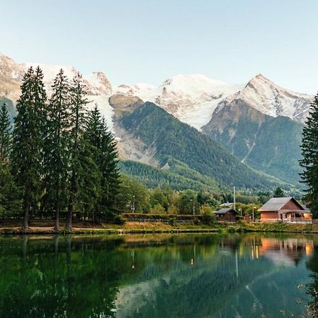 Apartment Au Bon Coin - Luxury Chamonix Hidden Haven, Mont Blanc View, Hot Tub And Garden Eksteriør billede