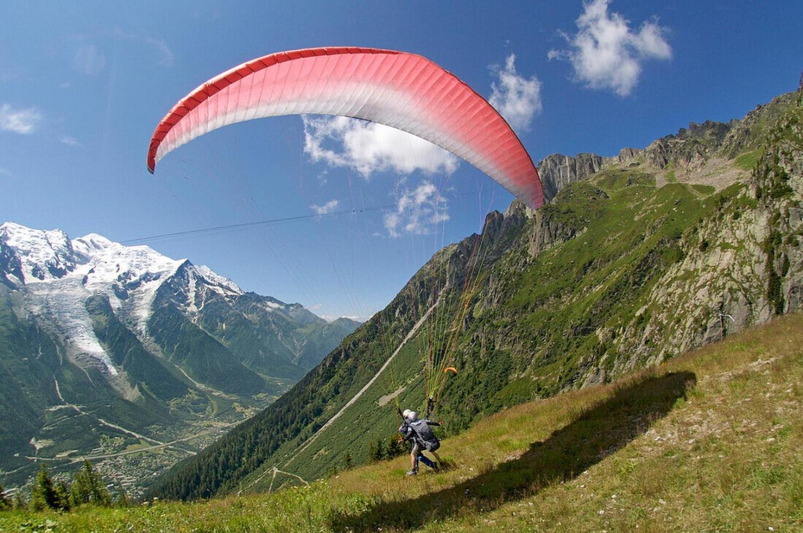 Apartment Au Bon Coin - Luxury Chamonix Hidden Haven, Mont Blanc View, Hot Tub And Garden Eksteriør billede