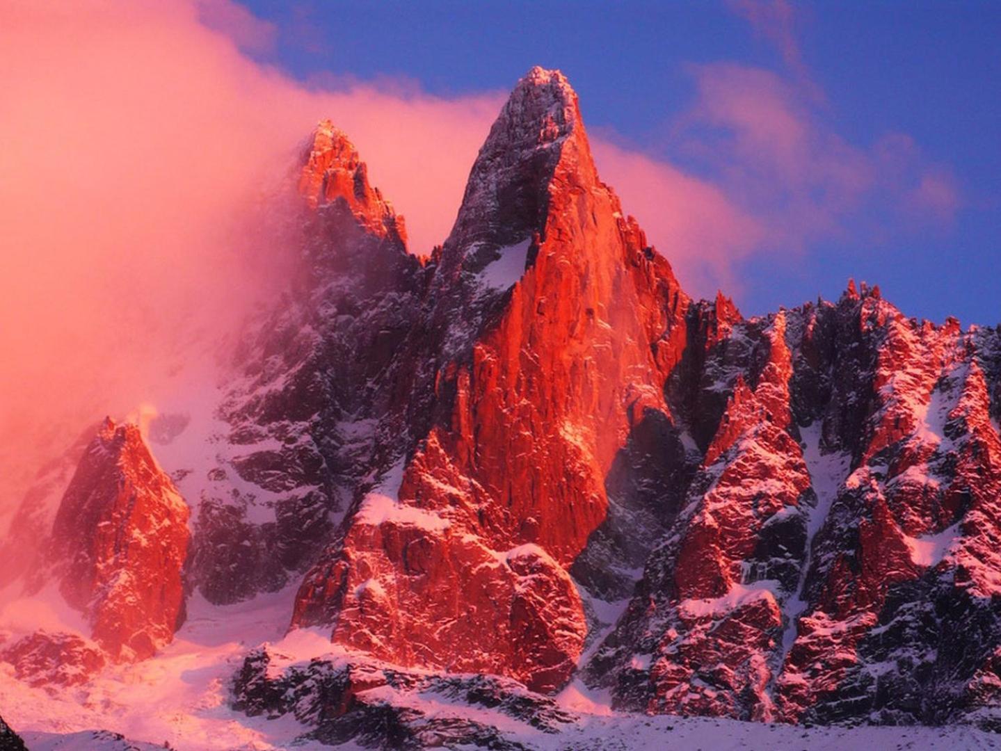 Apartment Au Bon Coin - Luxury Chamonix Hidden Haven, Mont Blanc View, Hot Tub And Garden Eksteriør billede