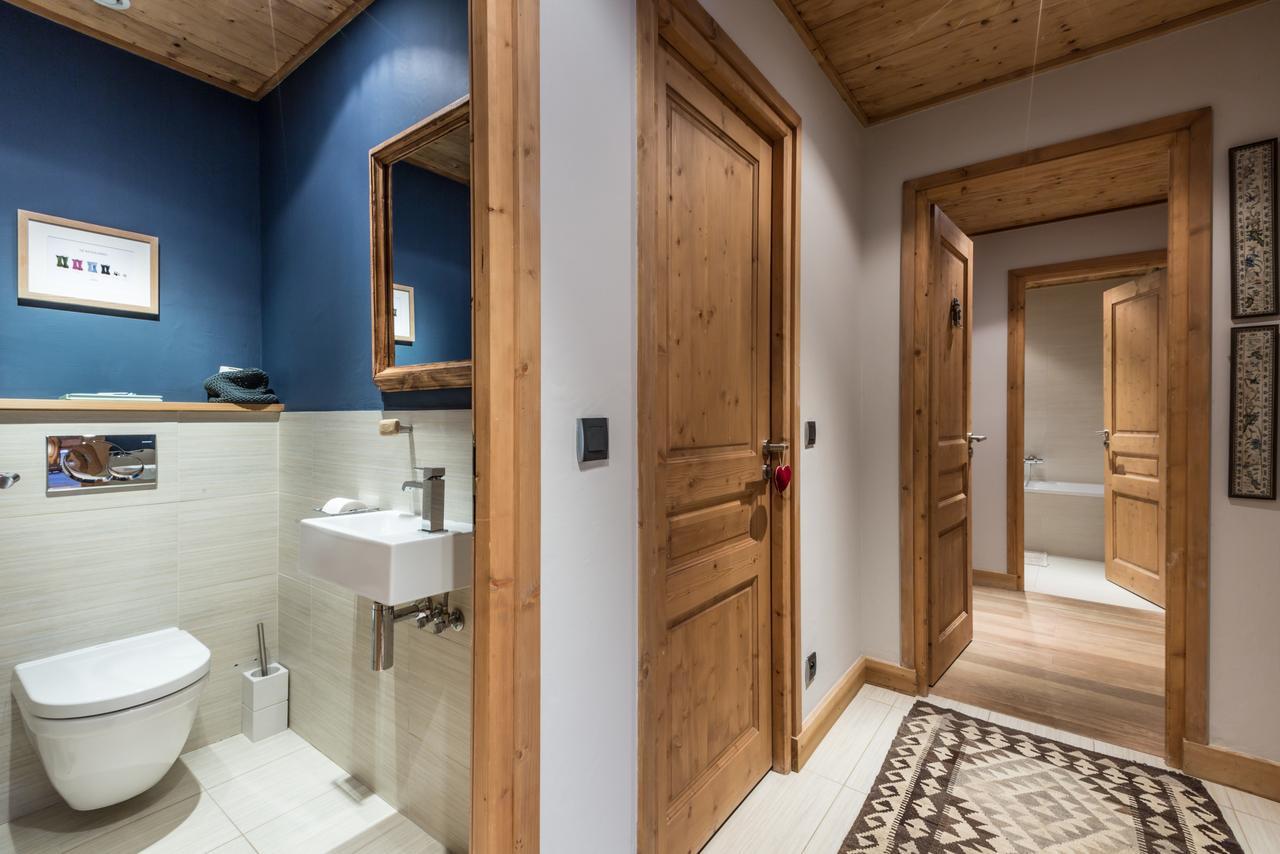 Apartment Au Bon Coin - Luxury Chamonix Hidden Haven, Mont Blanc View, Hot Tub And Garden Eksteriør billede